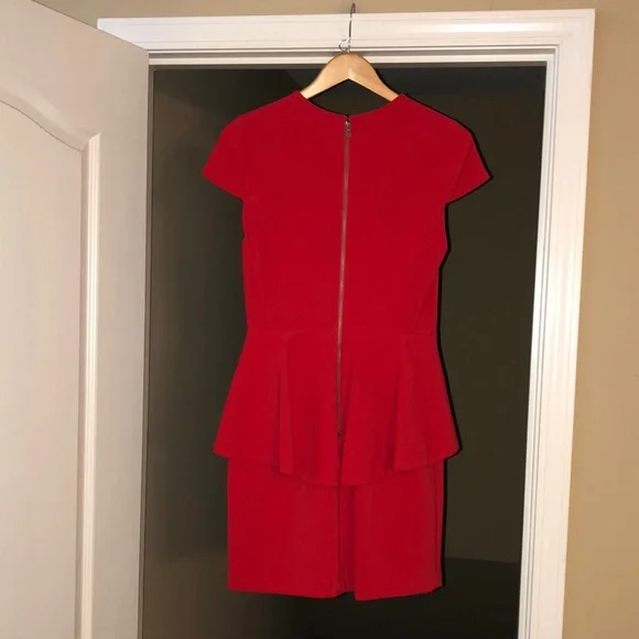 NWT Alice + Olivia Classics Cherry Peplum Dress, Size 8. Retail $330. - Picture 4 of 14